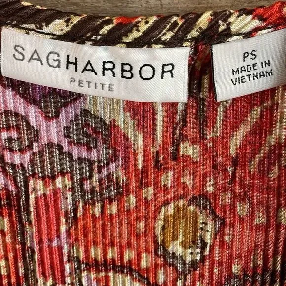 SAG HARBOR Geometric Pattern Faux 2 Piece Short Sleeve Blouse Petite Size Small - Picture 4 of 8